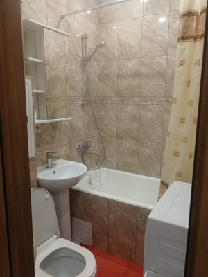 Сдам двухкомнатную (2-комн.) квартиру, Михайлова ул, 7, Москва г