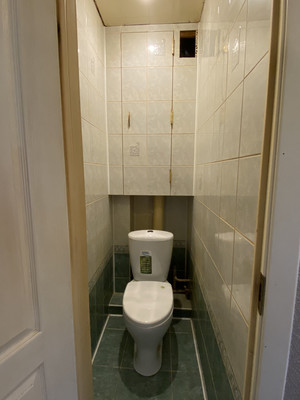 Продам двухкомнатную (2-комн.) квартиру, Бирюзова ул, 7к1, Рязань г