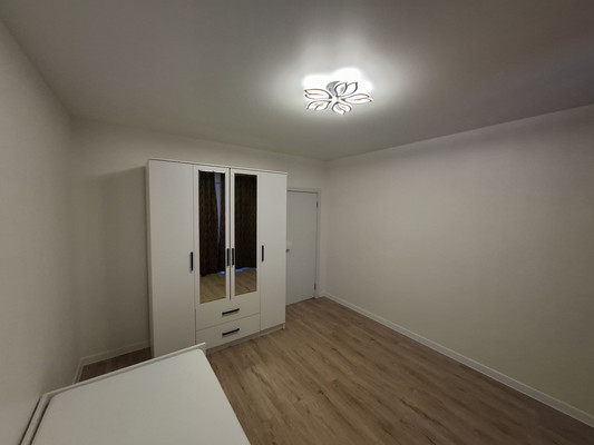 Сдам двухкомнатную (2-комн.) квартиру, 14, Заречный п