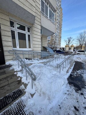 Продам коммерческое помещение 110,3 м2, Борисовские Пруды ул, 5к1, Москва г