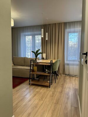 Продам однокомнатную (1-комн.) квартиру, Днепропетровская ул, 3к4, Москва г