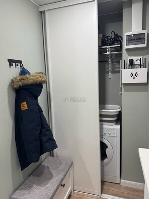 Продам однокомнатную (1-комн.) квартиру, Днепропетровская ул, 3к4, Москва г