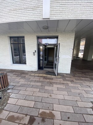 Продам двухкомнатную (2-комн.) квартиру, Базовская ул, 17, Москва г