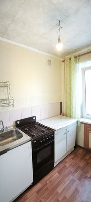 Продам однокомнатную (1-комн.) квартиру, Островского ул, 31к1, Рязань г