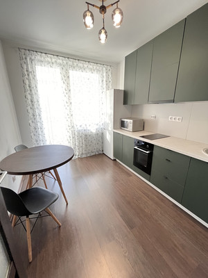 Продам однокомнатную (1-комн.) квартиру, Батальная ул, 98, Калининград г