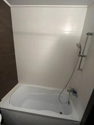 Продам однокомнатную (1-комн.) квартиру, Батальная ул, 98, Калининград г