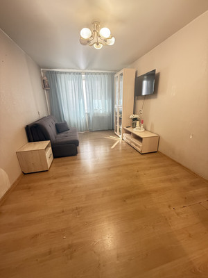 Продам двухкомнатную (2-комн.) квартиру, Ижорского Батальона ул, 16, Колпино г