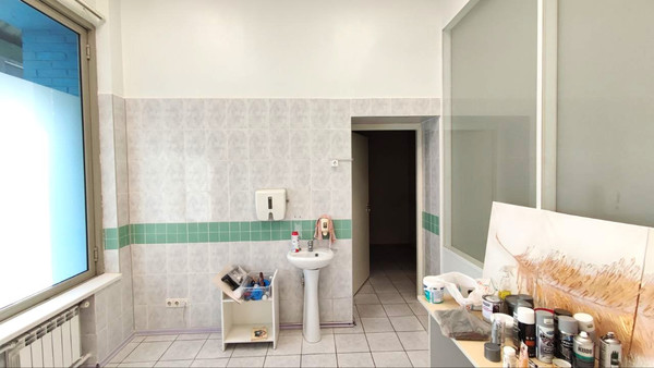 Сдам коммерческое помещение 196 м2, Старокачаловская ул, 6, Москва г