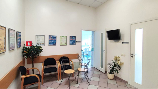 Сдам коммерческое помещение 196 м2, Старокачаловская ул, 6, Москва г