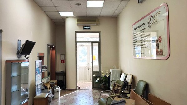 Сдам коммерческое помещение 196 м2, Старокачаловская ул, 6, Москва г