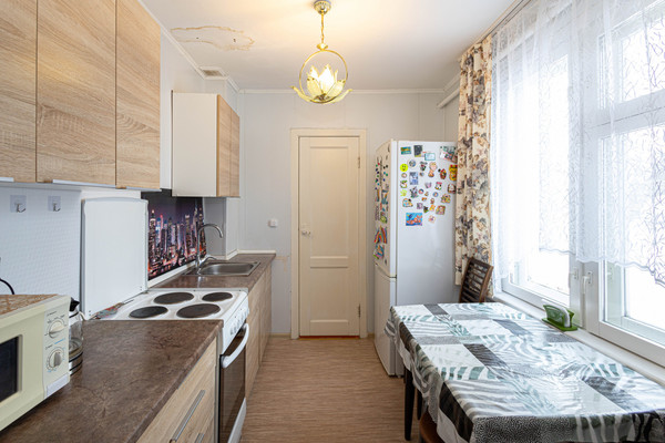 Продам двухкомнатную (2-комн.) квартиру, Садовая ул, 2, Ханты-Мансийск г