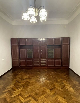 Продам комнату в 8-комн. квартире, Моховая ул, 28А, Санкт-Петербург г