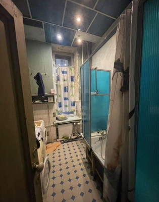 Продам комнату в 8-комн. квартире, Моховая ул, 28А, Санкт-Петербург г