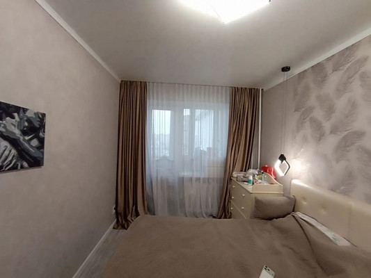 Продам трехкомнатную (3-комн.) квартиру, Курчатова пр-кт, 55, Волгодонск г