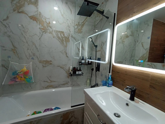 Продам трехкомнатную (3-комн.) квартиру, Курчатова пр-кт, 55, Волгодонск г