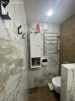 Продам трехкомнатную (3-комн.) квартиру, Курчатова пр-кт, 55, Волгодонск г