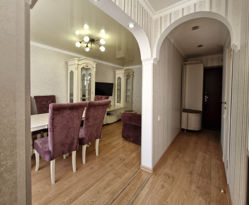 Продам двухкомнатную (2-комн.) квартиру, Ленина ул, 34, Славянск-на-Кубани г