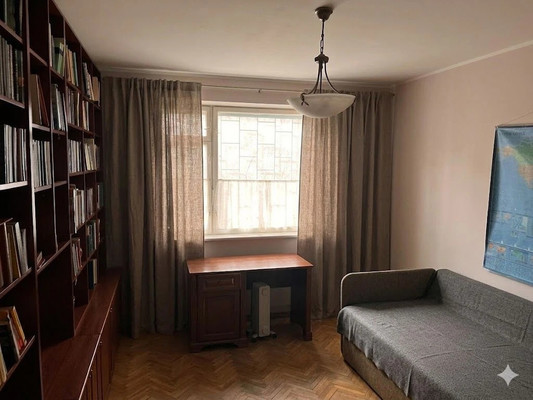 Продам однокомнатную (1-комн.) квартиру, Литовский б-р, 34, Москва г