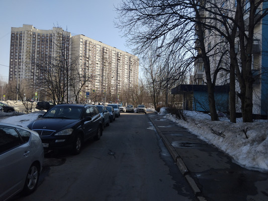 Продам однокомнатную (1-комн.) квартиру, Литовский б-р, 34, Москва г