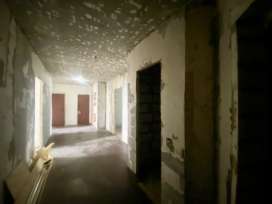 Продам трехкомнатную (3-комн.) квартиру, Больничный (Климовск мкр.) проезд, 2к2, Подольск г