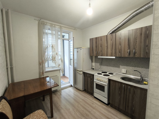 Сдам однокомнатную (1-комн.) квартиру, Шувалова ул, 15, Мурино п