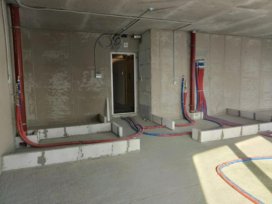 Продам трехкомнатную (3-комн.) квартиру, Летниковская ул, 11к1, Москва г