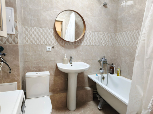 Продам однокомнатную (1-комн.) квартиру, Днепровский пер, 117с1, Ростов-на-Дону г