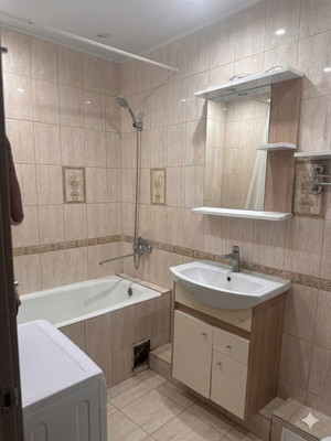 Продам однокомнатную (1-комн.) квартиру, Госпитальная ул, 10, Селятино рп
