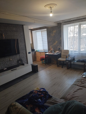 Продам двухкомнатную (2-комн.) квартиру, Кирпичная ул, 6, Алексин г