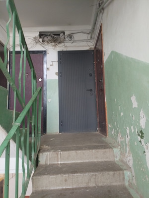 Продам двухкомнатную (2-комн.) квартиру, Кирпичная ул, 6, Алексин г