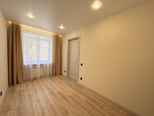 Продам двухкомнатную (2-комн.) квартиру, Ленинский пр-кт, 34, Йошкар-Ола г