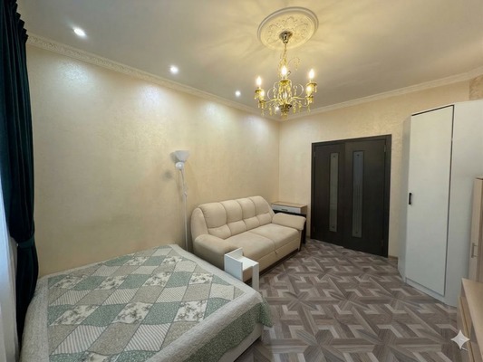 Продам однокомнатную (1-комн.) квартиру, Жасминовая ул, 5, Апрелевка г