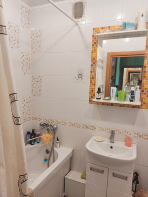 Продам однокомнатную (1-комн.) квартиру, Боевая ул, 145А, Казань г