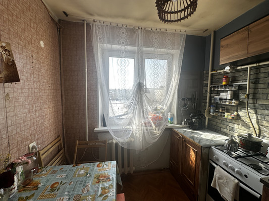 Продам двухкомнатную (2-комн.) квартиру, Машиностроительная ул, 27, Кохма г