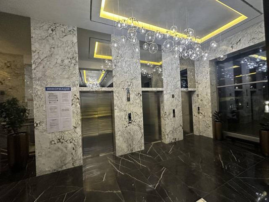 Продам однокомнатную (1-комн.) квартиру, Сколковское ш, 40к3, Москва г