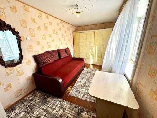 Продам двухкомнатную (2-комн.) квартиру, Карла Либкнехта ул, 1, Рошаль г