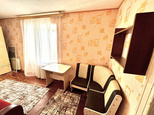 Продам двухкомнатную (2-комн.) квартиру, Карла Либкнехта ул, 1, Рошаль г