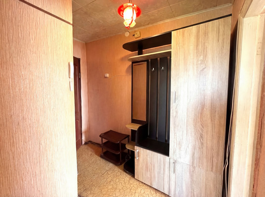 Продам двухкомнатную (2-комн.) квартиру, Карла Либкнехта ул, 1, Рошаль г