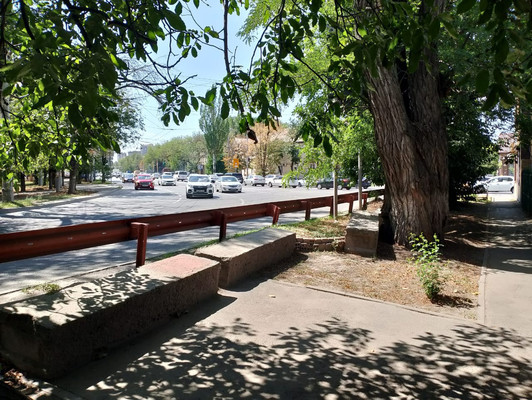 Продам участок 2,5 соток, ИЖС, Нариманова ул, 105, Ростов-на-Дону г, 0 км от города