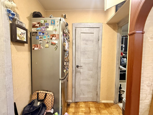 Продам однокомнатную (1-комн.) квартиру, Пролетарский пер, 13к2, Запрудня рп