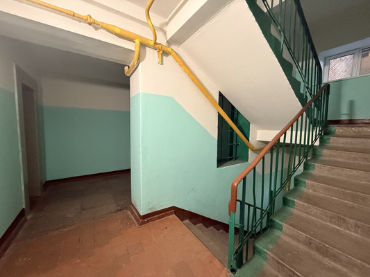 Продам однокомнатную (1-комн.) квартиру, Пролетарский пер, 13к2, Запрудня рп