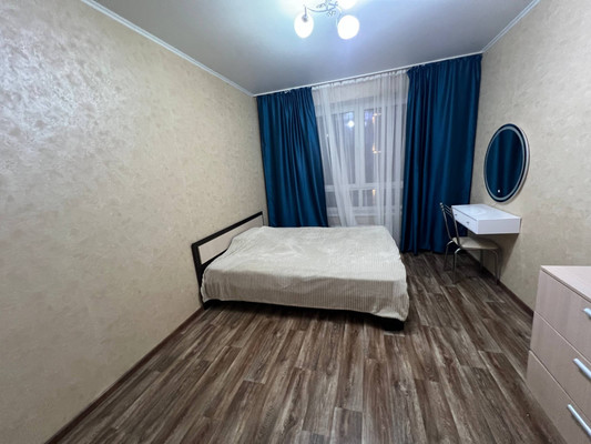 Продам двухкомнатную (2-комн.) квартиру, Совхозная ул, 1к3, Краснодар г