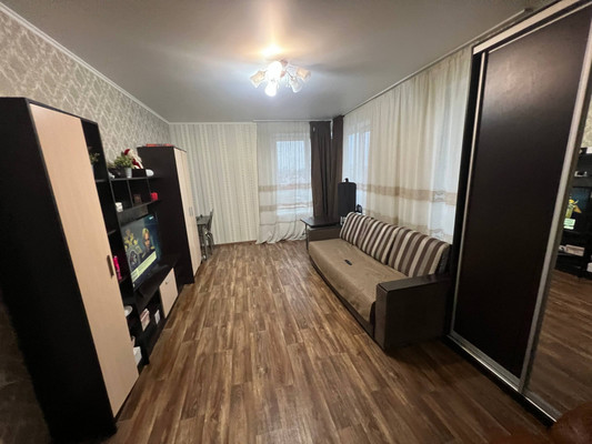 Продам двухкомнатную (2-комн.) квартиру, Совхозная ул, 1к3, Краснодар г