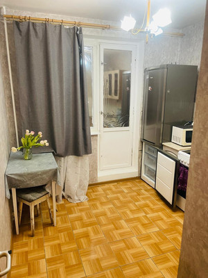 Продам однокомнатную (1-комн.) квартиру, Хачатуряна ул, 2, Москва г