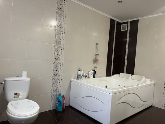 Продам двухкомнатную (2-комн.) квартиру, Беспалова ул, 31а, Симферополь г