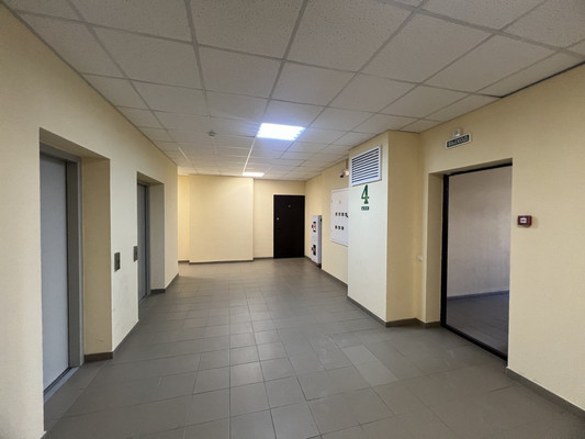 Продам двухкомнатную (2-комн.) квартиру, Крымской весны ул, 5к6, Мирное с