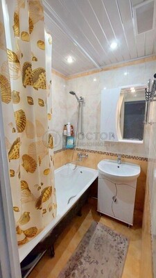 Продам двухкомнатную (2-комн.) квартиру, Дегунинская ул, 13к2, Москва г