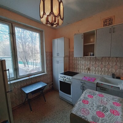 Продам трехкомнатную (3-комн.) квартиру, Ореховый проезд, 31, Москва г