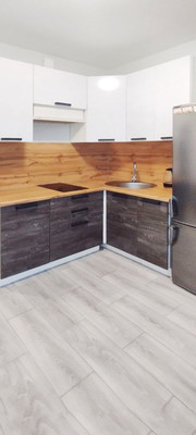 Продам однокомнатную (1-комн.) квартиру, Воронцовский б-р, 21к3, Мурино п