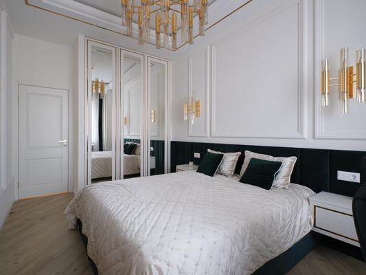 Продам двухкомнатную (2-комн.) квартиру, Свердловская наб, 58, Санкт-Петербург г